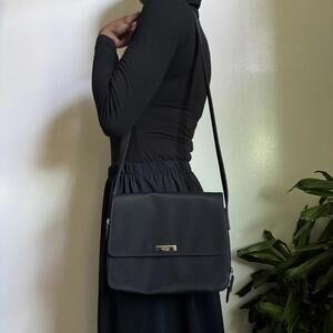 Vintage Black shoulder/crossbody bag with silver adjustable strap